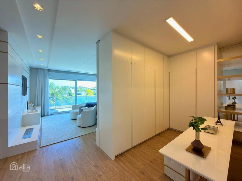LUXO À BEIRA-LAGO, 4 SUÍTES E 370M² DE EXCLUSIVIDADE EM ATLÂNTIDA: 39ª foto da galeria de imagens do imóvel