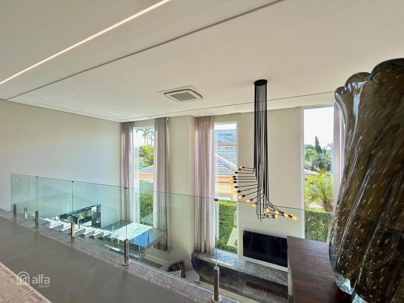 LUXO À BEIRA-LAGO, 4 SUÍTES E 370M² DE EXCLUSIVIDADE EM ATLÂNTIDA: 33ª foto da galeria de imagens do imóvel