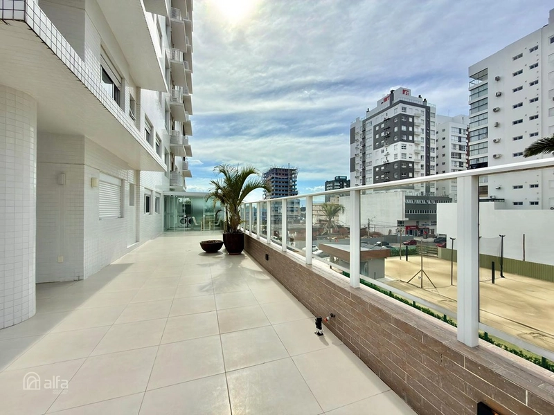 TERRAÇO PRIVATIVO, 3 SUÍTES E SOFISTICAÇÃO EM 233M²: 26ª foto da galeria de imagens do imóvel