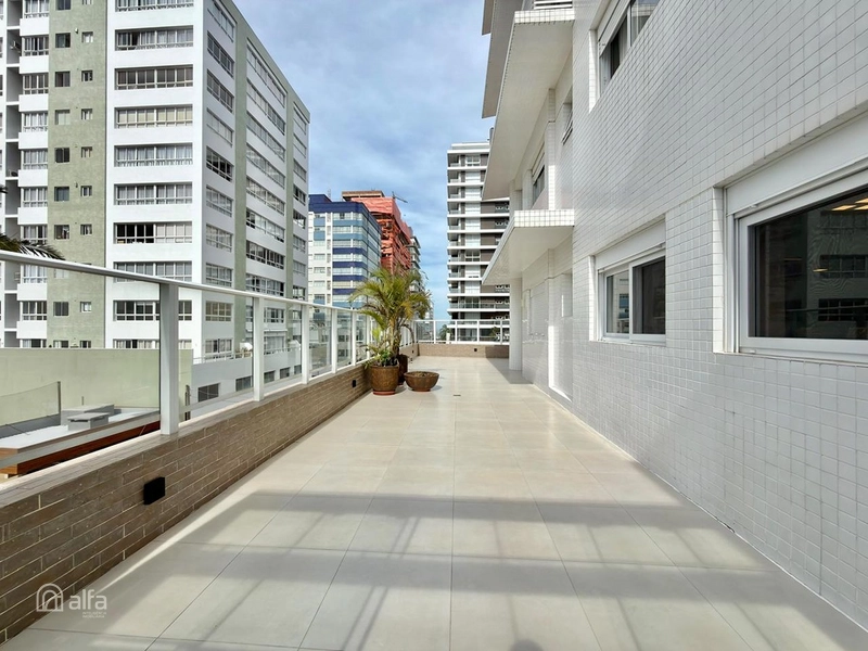 TERRAÇO PRIVATIVO, 3 SUÍTES E SOFISTICAÇÃO EM 233M²: 22ª foto da galeria de imagens do imóvel