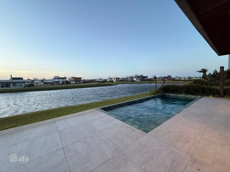 LUXO, TECNOLOGIA E EXCLUSIVIDADE EM UMA RESIDÊNCIA DE ALTO PADRÃO: 16ª foto da galeria de imagens do imóvel