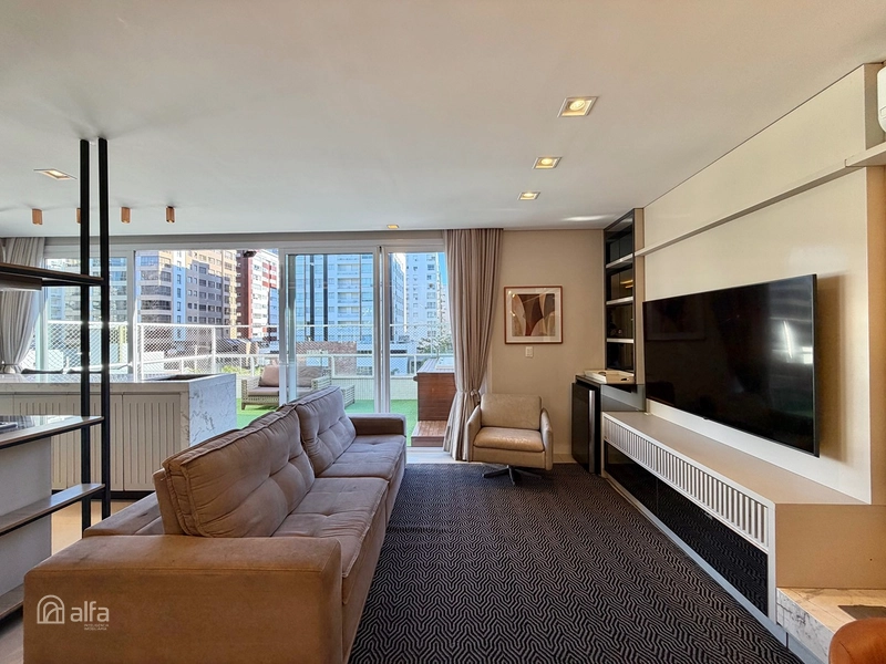 Apartamento com terraço privativo e jacuzzi em frente à Praça Tiaraju*: 6ª foto da galeria de imagens do imóvel