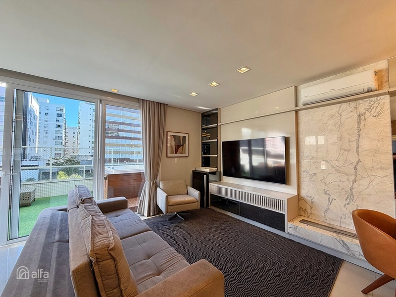 Apartamento com terraço privativo e jacuzzi em frente à Praça Tiaraju*: 10ª foto da galeria de imagens do imóvel
