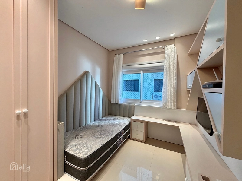 Apartamento com terraço privativo e jacuzzi em frente à Praça Tiaraju*: 26ª foto da galeria de imagens do imóvel