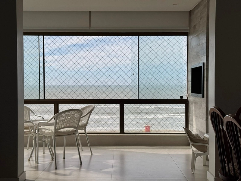 LUXO E EXCLUSIVIDADE À BEIRA-MAR: 3 DORMITÓRIOS COM SUÍTE E VISTA ETERNA PARA O MAR: 6ª foto da galeria de imagens do imóvel