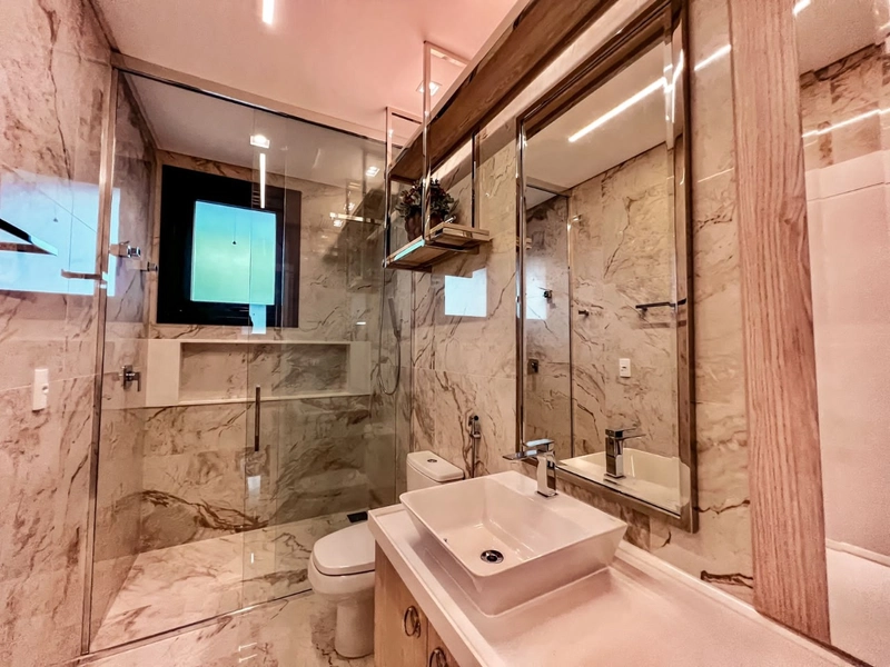 Mansão de luxo com 6 suítes: 61ª foto da galeria de imagens do imóvel