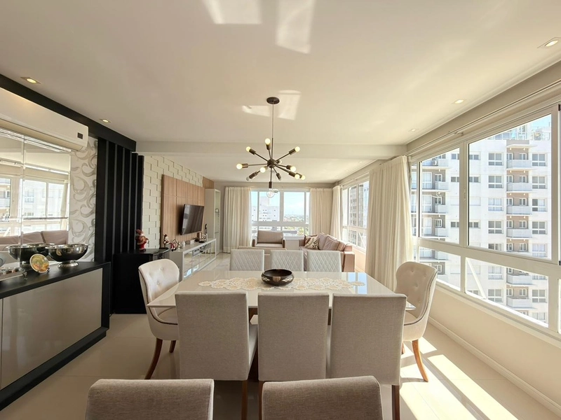 ✨ SOFISTICAÇÃO E ESPAÇO: 3 DORMITÓRIOS, 1 SUÍTE E 180M² EM LOCALIZAÇÃO PREMIUM ✨: 9ª foto da galeria de imagens do imóvel
