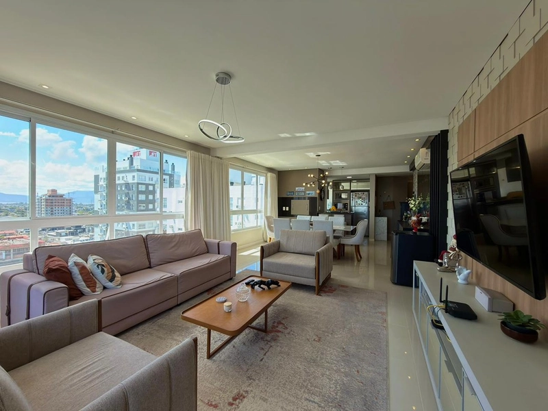 ✨ SOFISTICAÇÃO E ESPAÇO: 3 DORMITÓRIOS, 1 SUÍTE E 180M² EM LOCALIZAÇÃO PREMIUM ✨: 4ª foto da galeria de imagens do imóvel