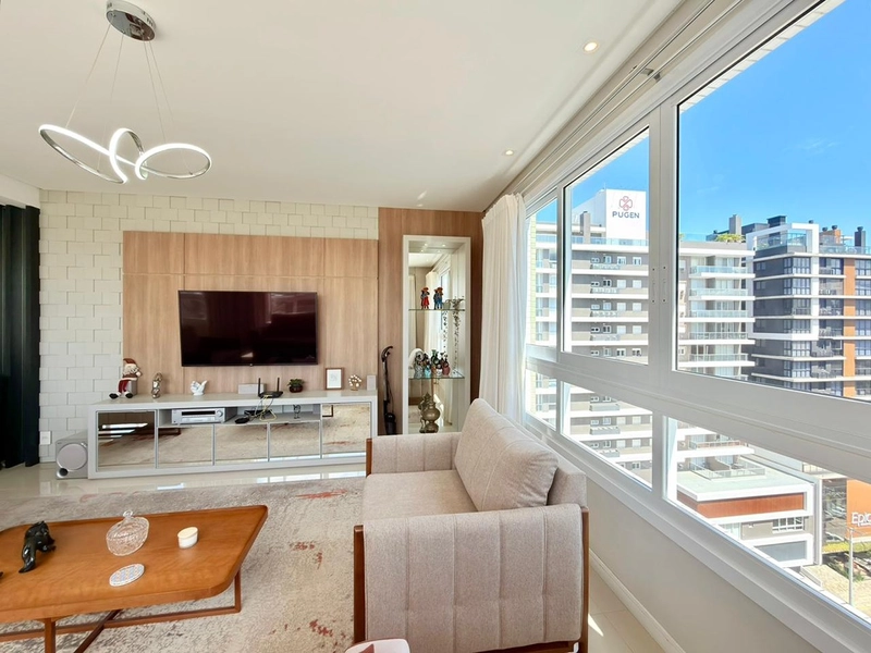 ✨ SOFISTICAÇÃO E ESPAÇO: 3 DORMITÓRIOS, 1 SUÍTE E 180M² EM LOCALIZAÇÃO PREMIUM ✨: 8ª foto da galeria de imagens do imóvel
