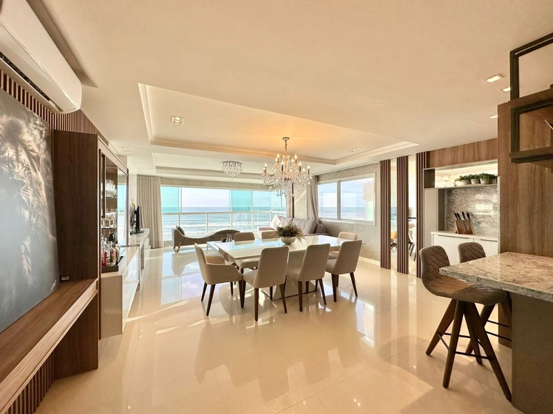 Apartamento com 4 dormitórios com vista eterna para o mar.: 10ª foto da galeria de imagens do imóvel