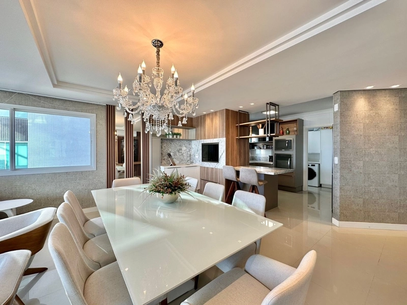 Apartamento com 4 dormitórios com vista eterna para o mar.: 12ª foto da galeria de imagens do imóvel