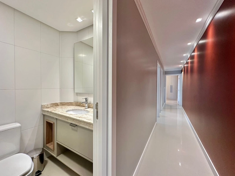 Apartamento com 4 dormitórios com vista eterna para o mar.: 14ª foto da galeria de imagens do imóvel