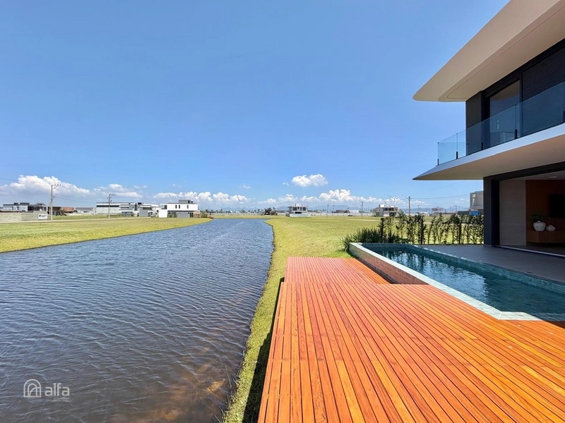 Sobrado beira lago com 5 suítes : 19ª foto da galeria de imagens do imóvel