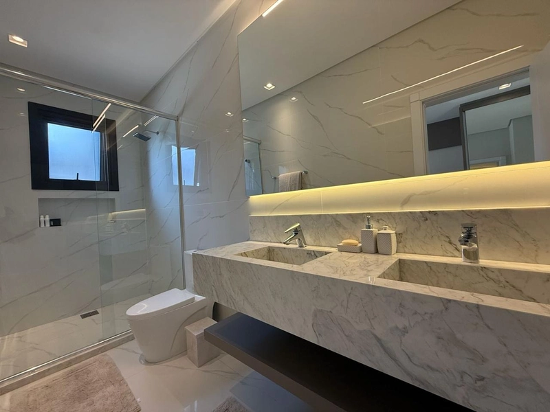 Sobrado de luxo no Condomínio Sense com 5 surtes : 29ª foto da galeria de imagens do imóvel