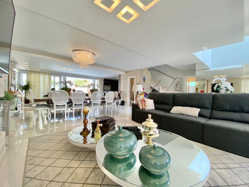 Incrível sobrado no condominio Condado: 25ª foto da galeria de imagens do imóvel