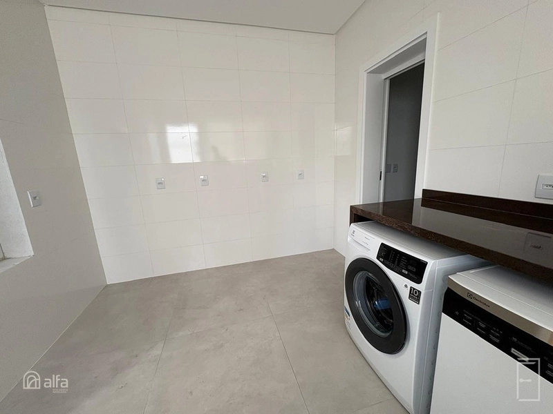 CASA DE ALTO PADRÃO EM CONDOMÍNIO DE LUXO: 21ª foto da galeria de imagens do imóvel
