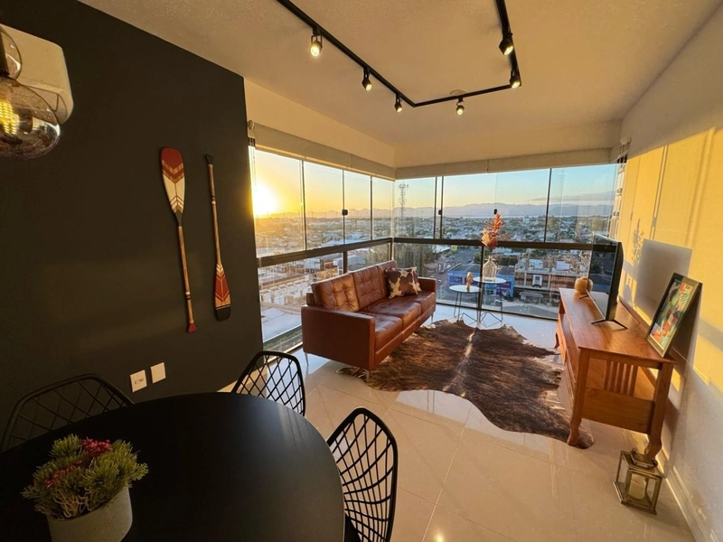 Lindo apartamento de 2 dormitórios com vista eterna para a lagoa.: 4ª foto da galeria de imagens do imóvel