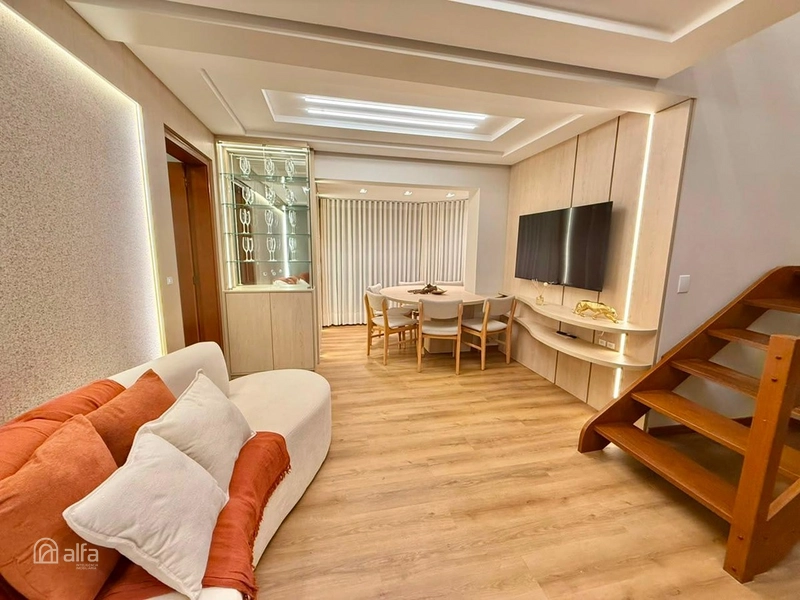 COBERTURA COM PISCINA PRIVATIVA | VISTA PARA O MAR E A SERRA: 4ª foto da galeria de imagens do imóvel