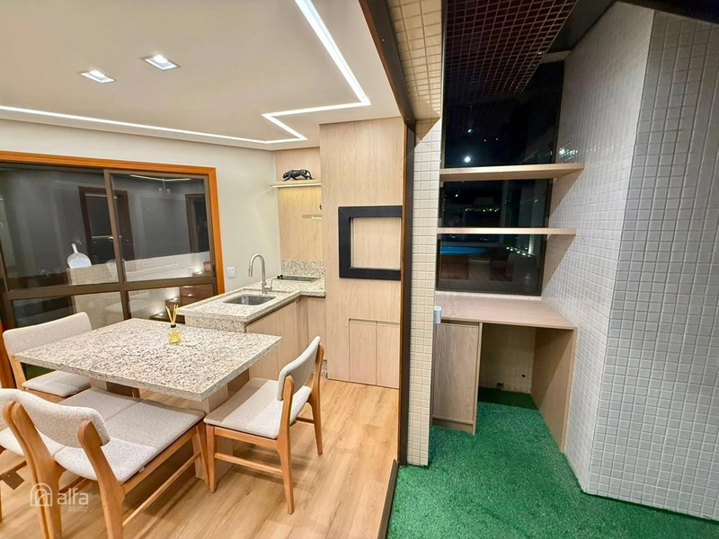COBERTURA COM PISCINA PRIVATIVA | VISTA PARA O MAR E A SERRA: 17ª foto da galeria de imagens do imóvel