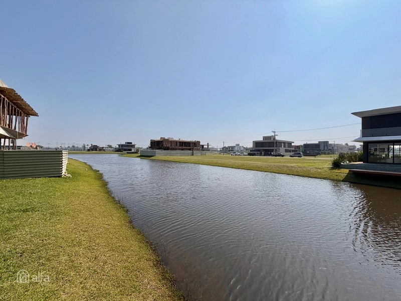 Sobrado beira lago no condomínio Amare.: 22ª foto da galeria de imagens do imóvel