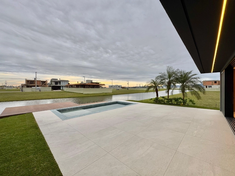 Sobrado de luxo com 5 suítes: 17ª foto da galeria de imagens do imóvel