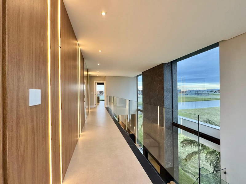 Sobrado de luxo com 5 suítes: 27ª foto da galeria de imagens do imóvel