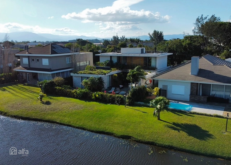 LUXO À BEIRA DO LAGO COM 5 SUÍTES E PISCINA PRIVATIVA: 6ª foto da galeria de imagens do imóvel