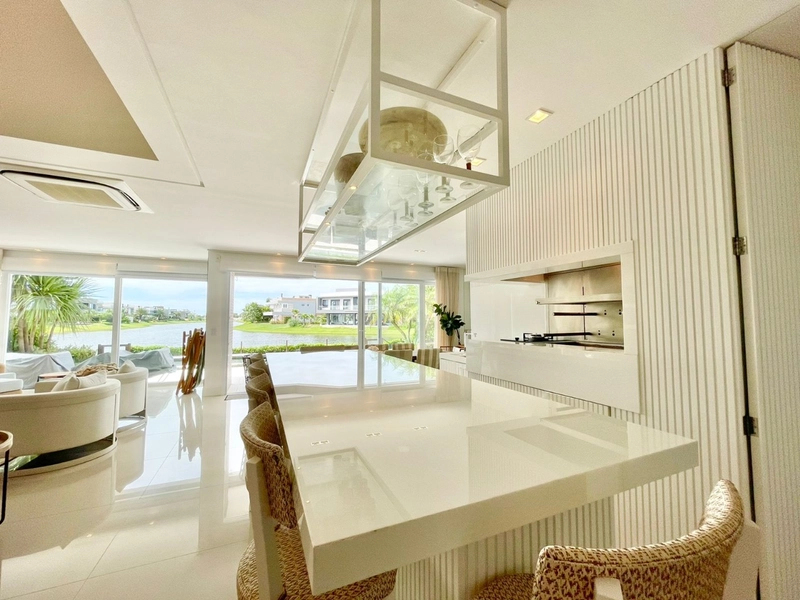 Sobrado alto padrão, beira de lago, mobiliado e decorado, no Condomínio Enseada Lagos em Xangri-lá!: 16ª foto da galeria de imagens do imóvel