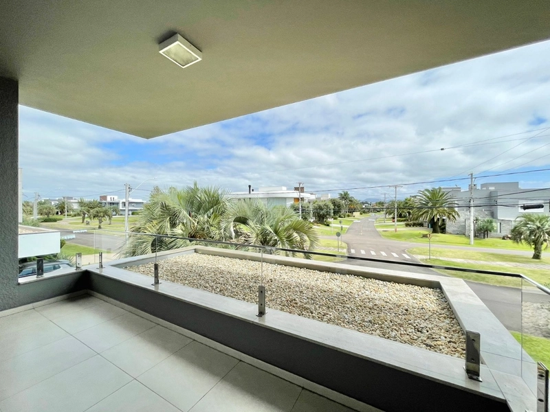 Sobrado alto padrão, beira de lago, mobiliado e decorado, no Condomínio Enseada Lagos em Xangri-lá!: 39ª foto da galeria de imagens do imóvel