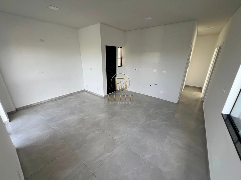 Excelente casa a Venda no Rio Verde, Sozinha no Terreno de Frente para a RUA!: 4ª foto da galeria de imagens do imóvel