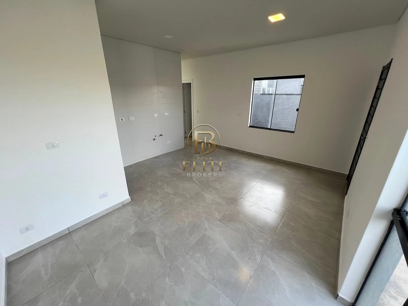 Excelente casa a Venda no Rio Verde, Sozinha no Terreno de Frente para a RUA!: 2ª foto da galeria de imagens do imóvel
