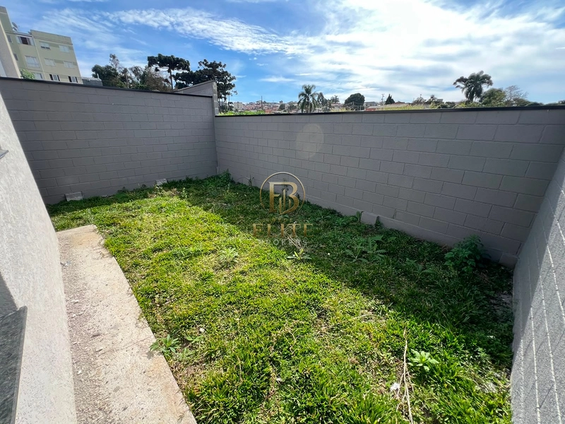 Excelente casa a Venda no Rio Verde, Sozinha no Terreno de Frente para a RUA!: 6ª foto da galeria de imagens do imóvel