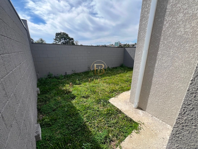 Excelente casa a Venda no Rio Verde, Sozinha no Terreno de Frente para a RUA!: 13ª foto da galeria de imagens do imóvel