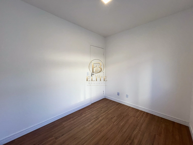 Excelente apartamento REFORMADO para INVESTIMENTO a Venda no Santa Cândida. Pronto para Morar!: 11ª foto da galeria de imagens do imóvel