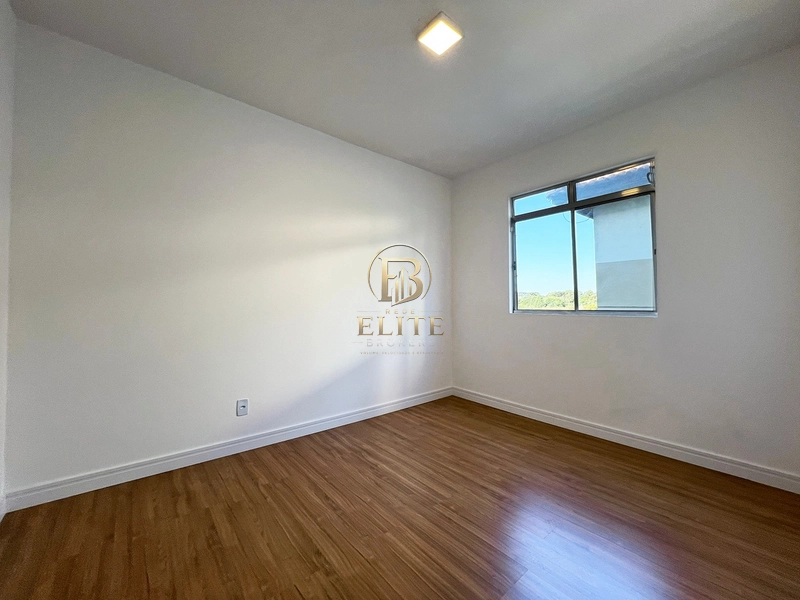 Excelente apartamento REFORMADO para INVESTIMENTO a Venda no Santa Cândida. Pronto para Morar!: 8ª foto da galeria de imagens do imóvel