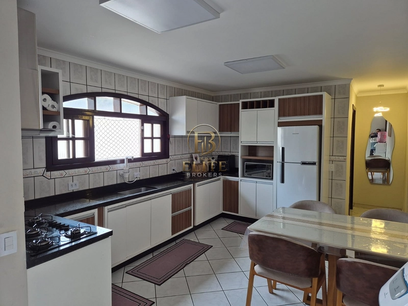 Excelente Casa Completa a Venda com Área de Lazer / Gourmet e Piscina: 7ª foto da galeria de imagens do imóvel