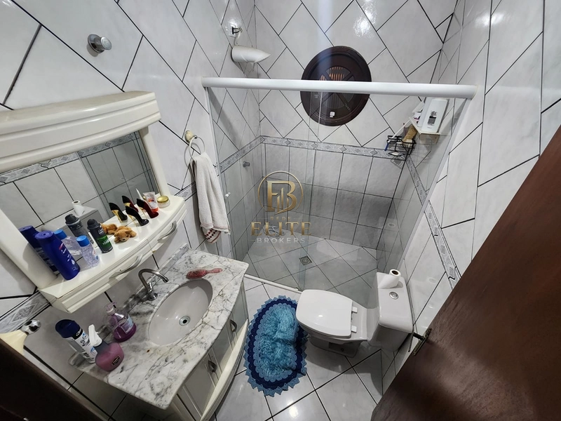 Excelente Casa Completa a Venda com Área de Lazer / Gourmet e Piscina: 16ª foto da galeria de imagens do imóvel