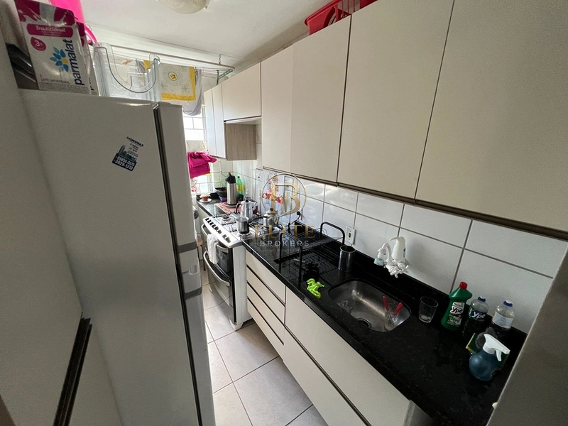 Excelente Apartamento Semi Mobiliado a Venda no Santa Cândida!: 2ª foto da galeria de imagens do imóvel