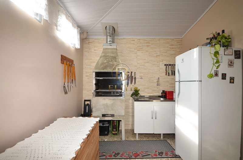 Excelente Casa SEMI MOBILIADA a Venda no Roça Grande. Sozinha no Terreno de Frente para a Rua.: 15ª foto da galeria de imagens do imóvel