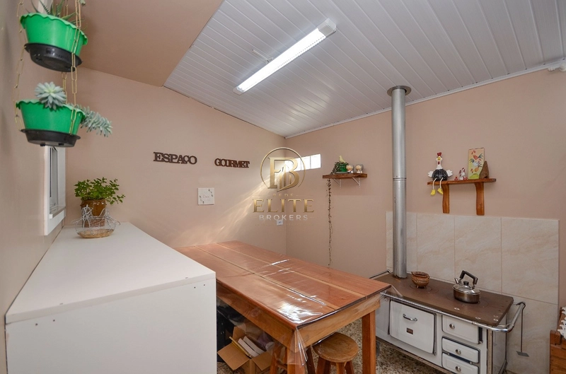 Excelente Casa SEMI MOBILIADA a Venda no Roça Grande. Sozinha no Terreno de Frente para a Rua.: 14ª foto da galeria de imagens do imóvel