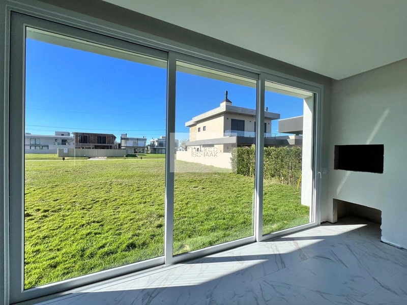 Casa em condomínio fechado!: 2ª foto da galeria de imagens do imóvel