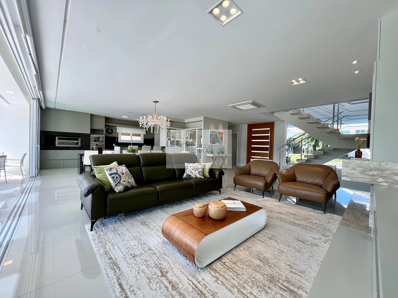 Casa beira lago em condomínio fechado!: 26ª foto da galeria de imagens do imóvel