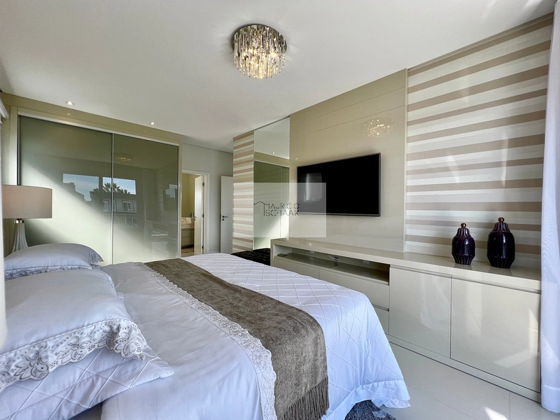 Casa beira lago em condomínio fechado!: 31ª foto da galeria de imagens do imóvel
