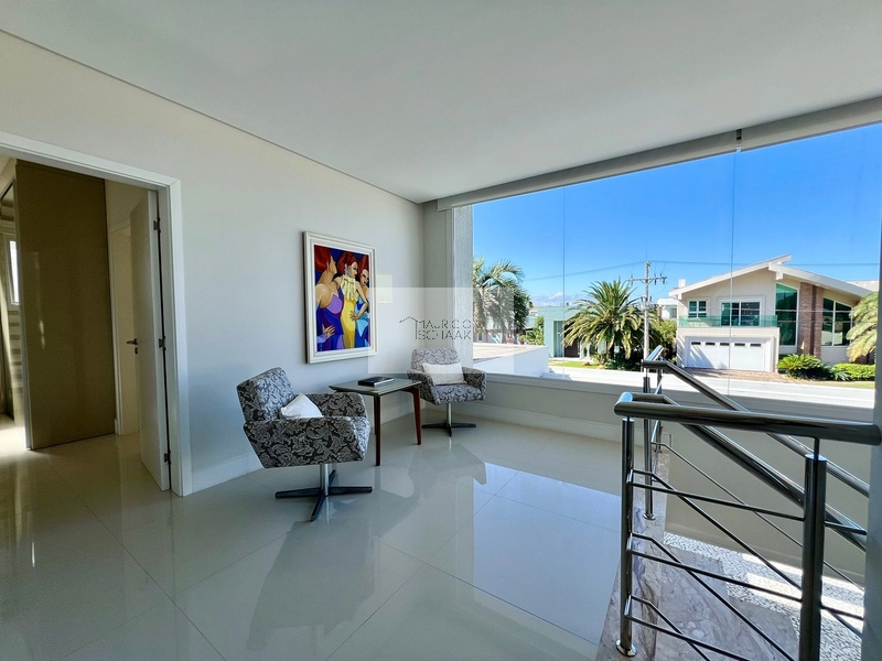 Casa beira lago em condomínio fechado!: 13ª foto da galeria de imagens do imóvel