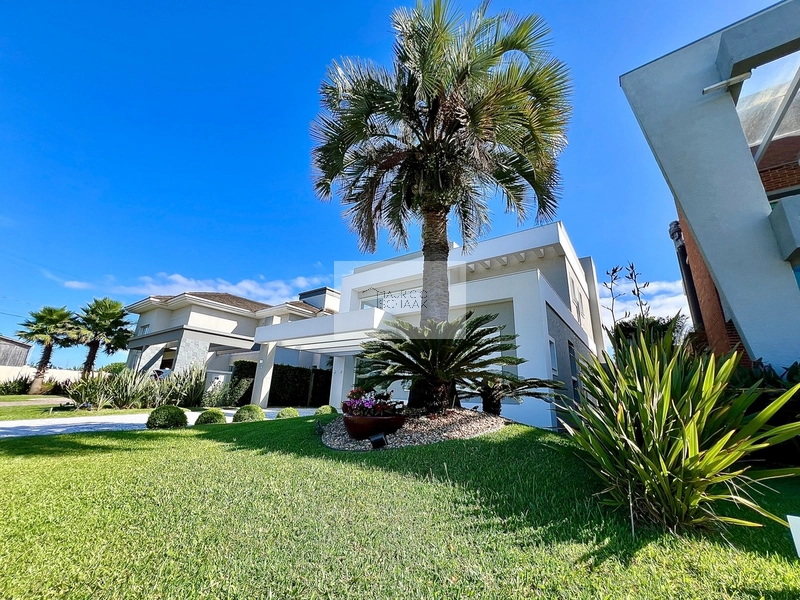 Casa beira lago em condomínio fechado!: 33ª foto da galeria de imagens do imóvel