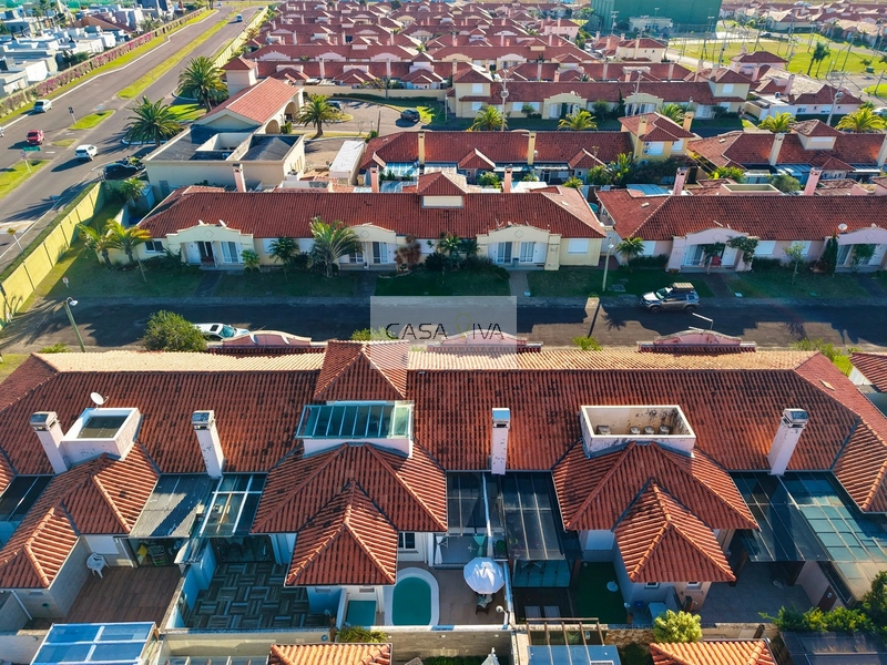 CASA NO CONDOMÍNIO CASA HERMOSA: 5ª foto da galeria de imagens do imóvel