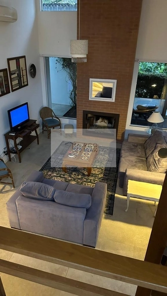 CASA EM CONDOMÍNIO À BEIRA DO LAGO!!: 12ª foto da galeria de imagens do imóvel