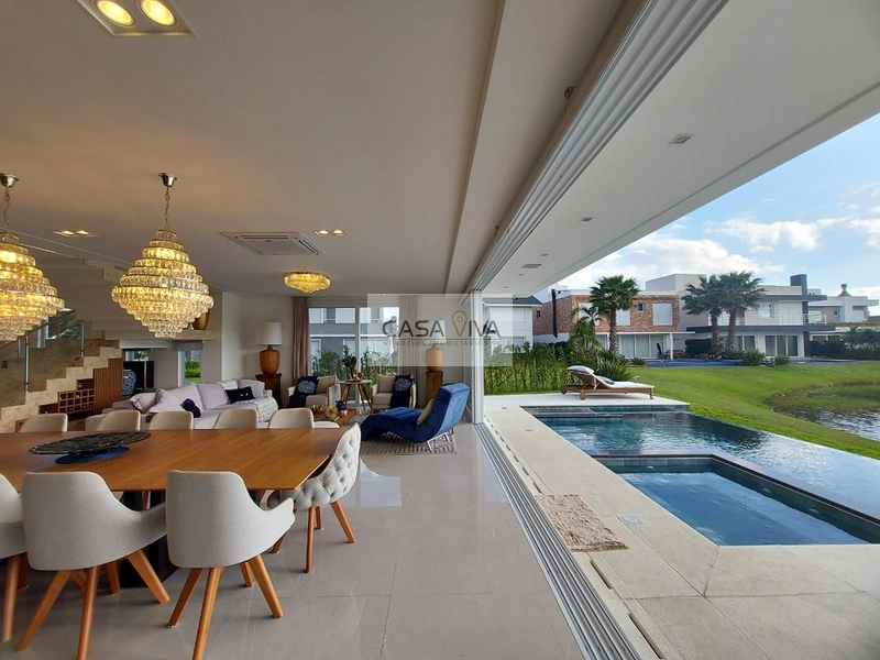 RESIDÊNCIA EXCLUSIVA COM VISTA PARA O LAGO.: 15ª foto da galeria de imagens do imóvel