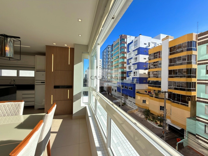 Apartamento mobiliado e decorado: 3ª foto da galeria de imagens do imóvel