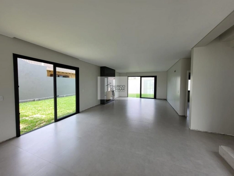 Sobrado em região privilegiada de Atlântida: 9ª foto da galeria de imagens do imóvel